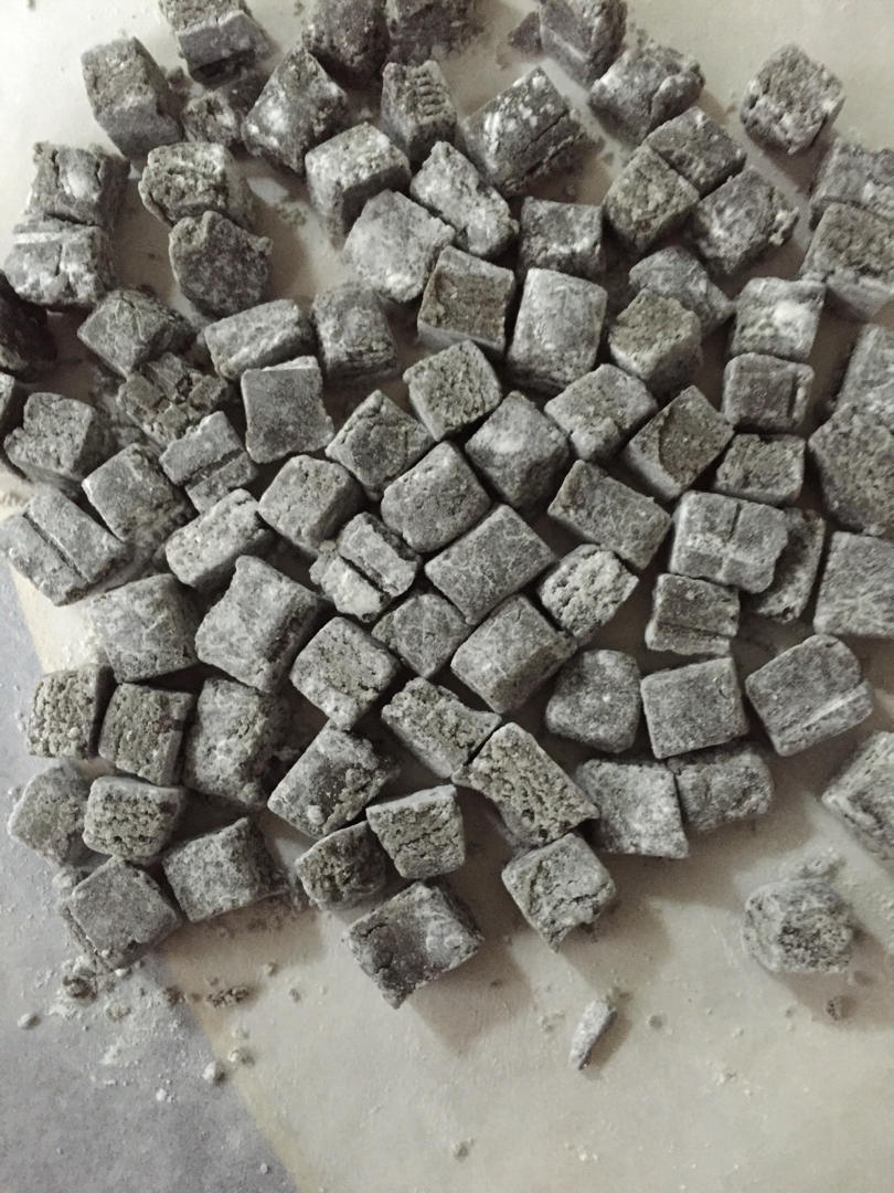 网红祛湿膏  祛湿糕