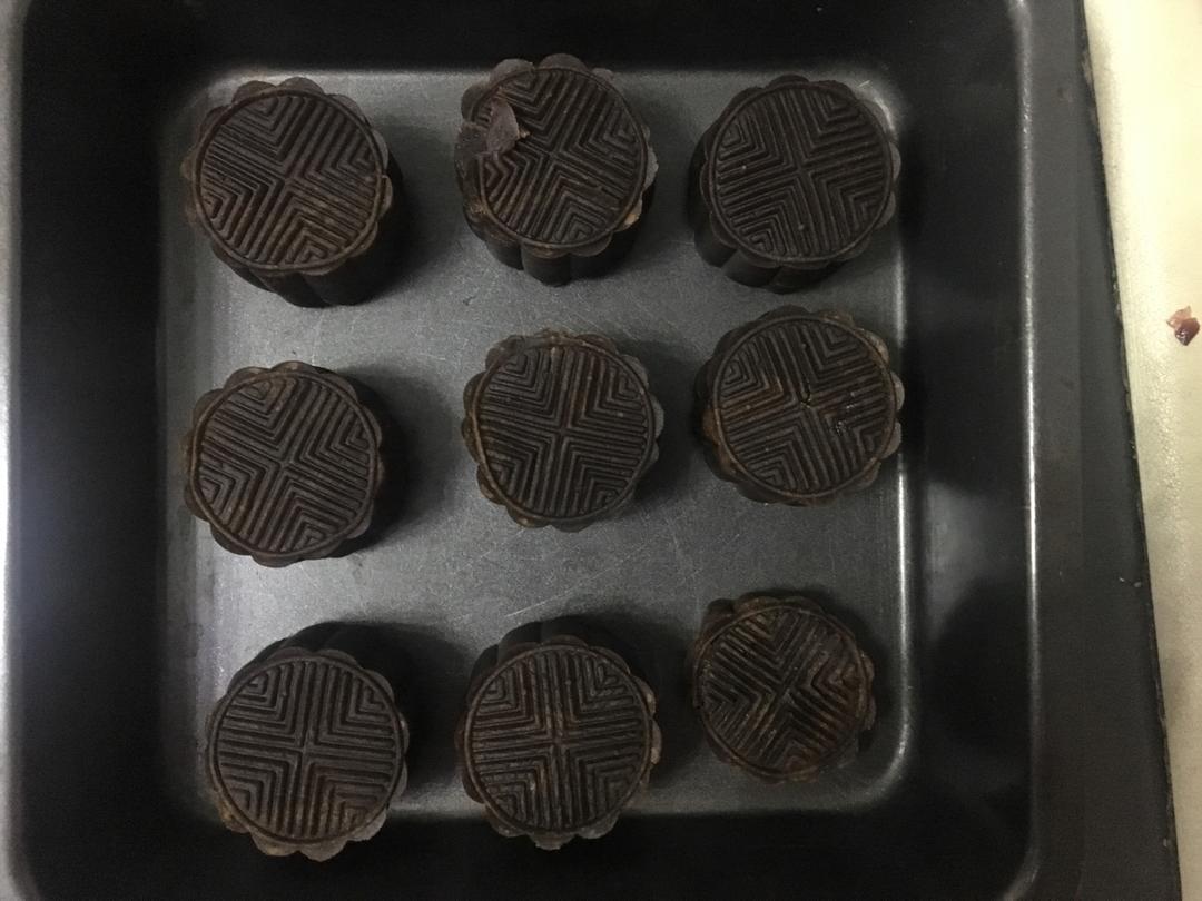 桃山皮—蛋黄莲蓉月饼