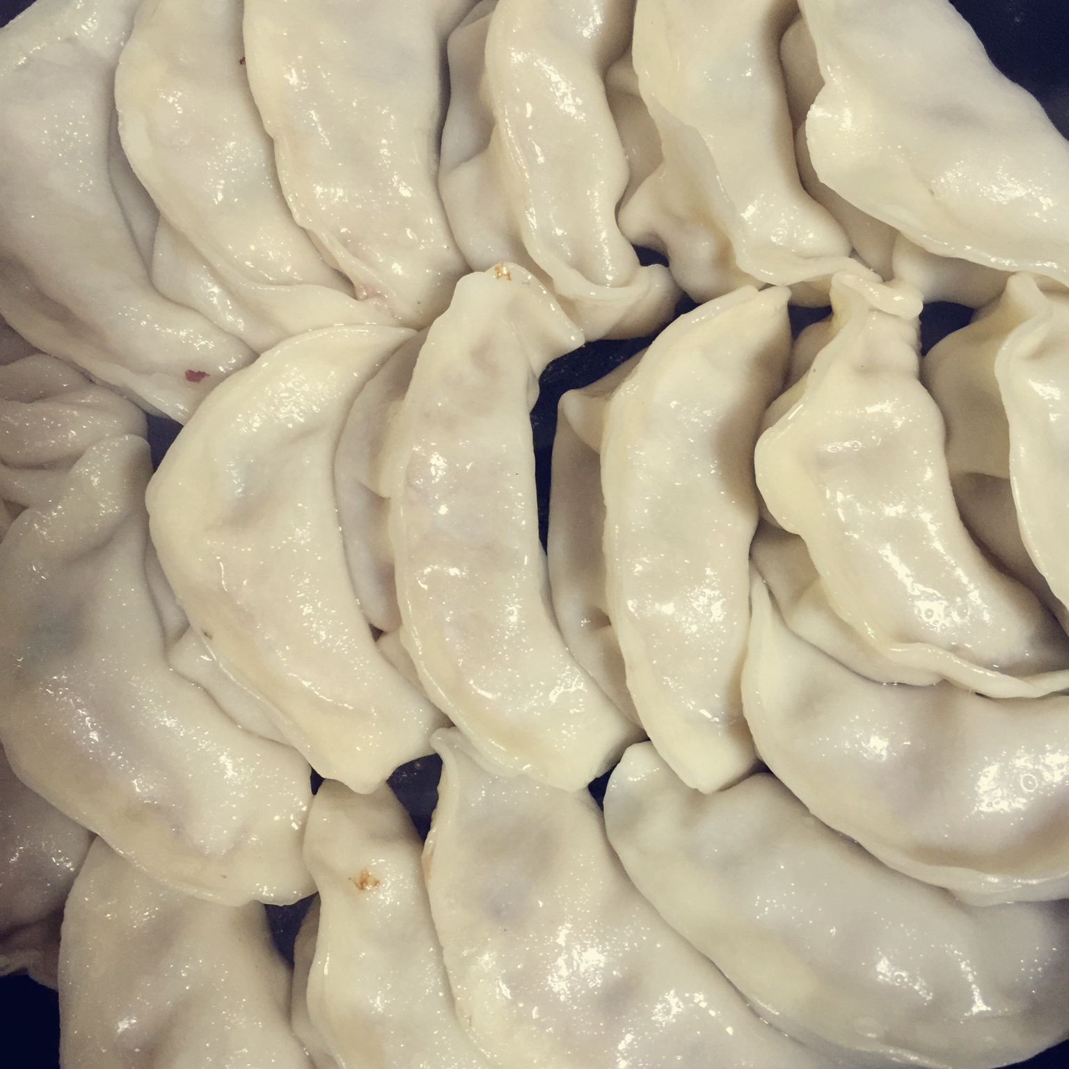 速冻水饺吃腻了吗~变锅贴吧(๑´ڡ`๑)