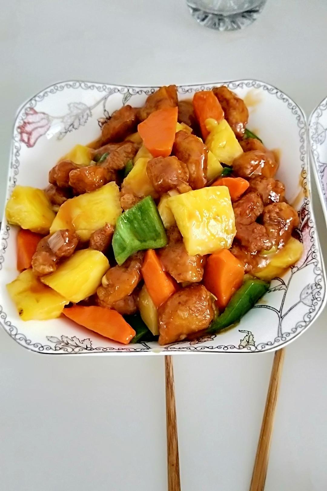 咕噜肉（菠萝+鸡胸肉）