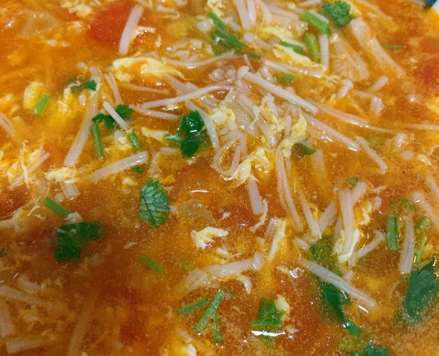 自创低脂快手鲜美的番茄金针菇汤