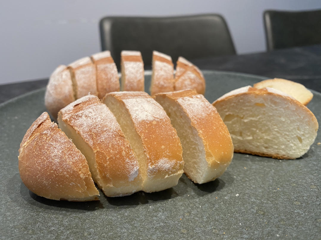 牛奶哈斯面包