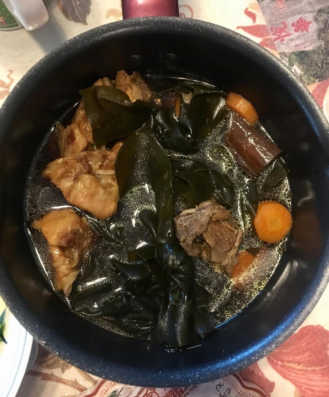 胡萝卜土豆炖排骨