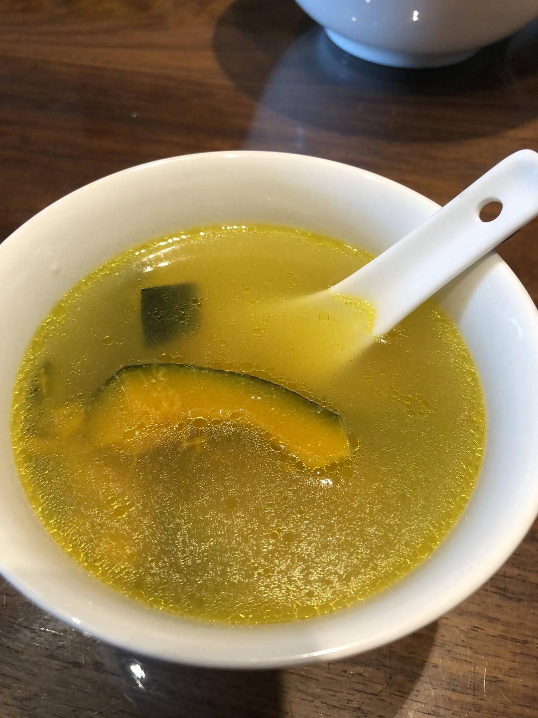 鸡骨架南瓜汤的做法