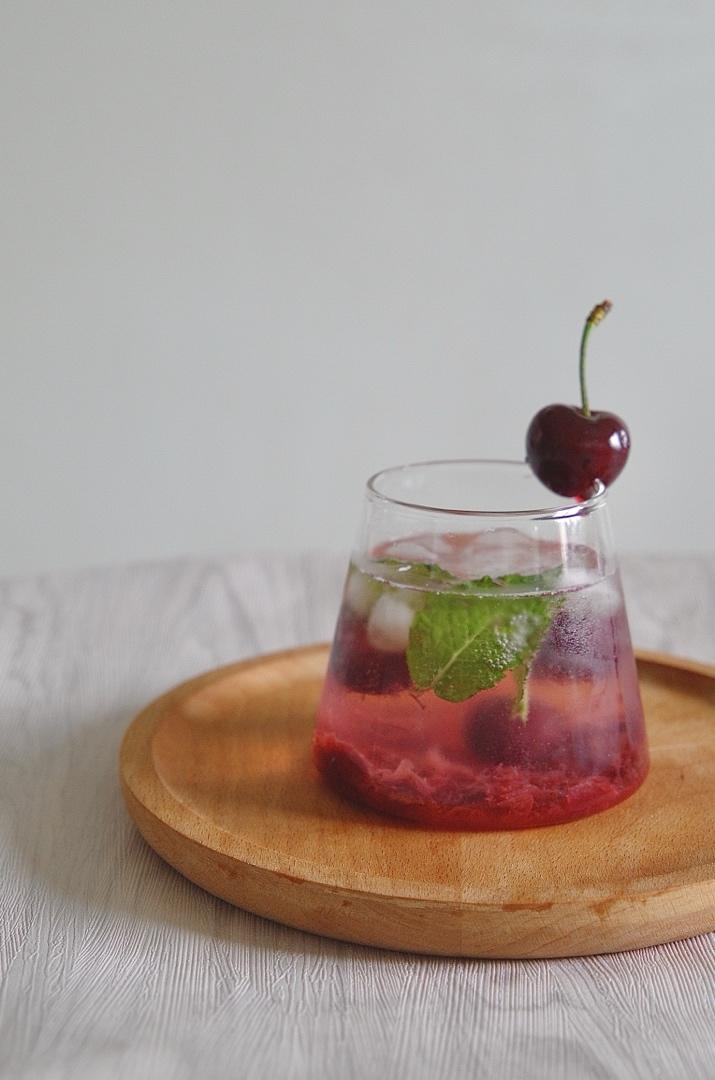 家庭版无酒精｜樱桃莫吉托mojito