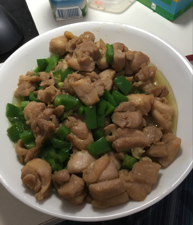 青椒炒鸡腿肉（大厨级别）