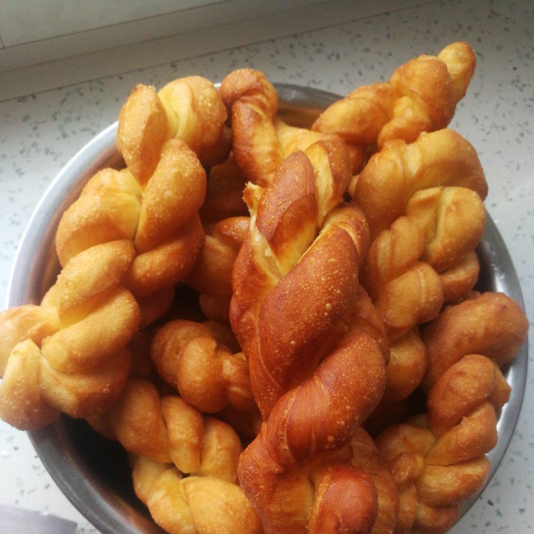 超级松软的奶香麻花