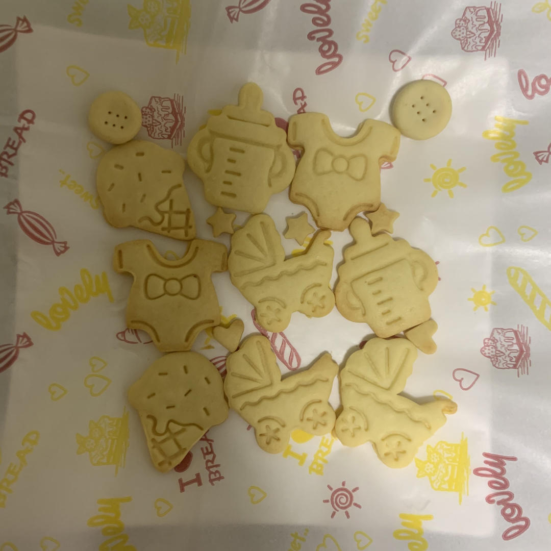 小朋友们超爱的卡通小饼干