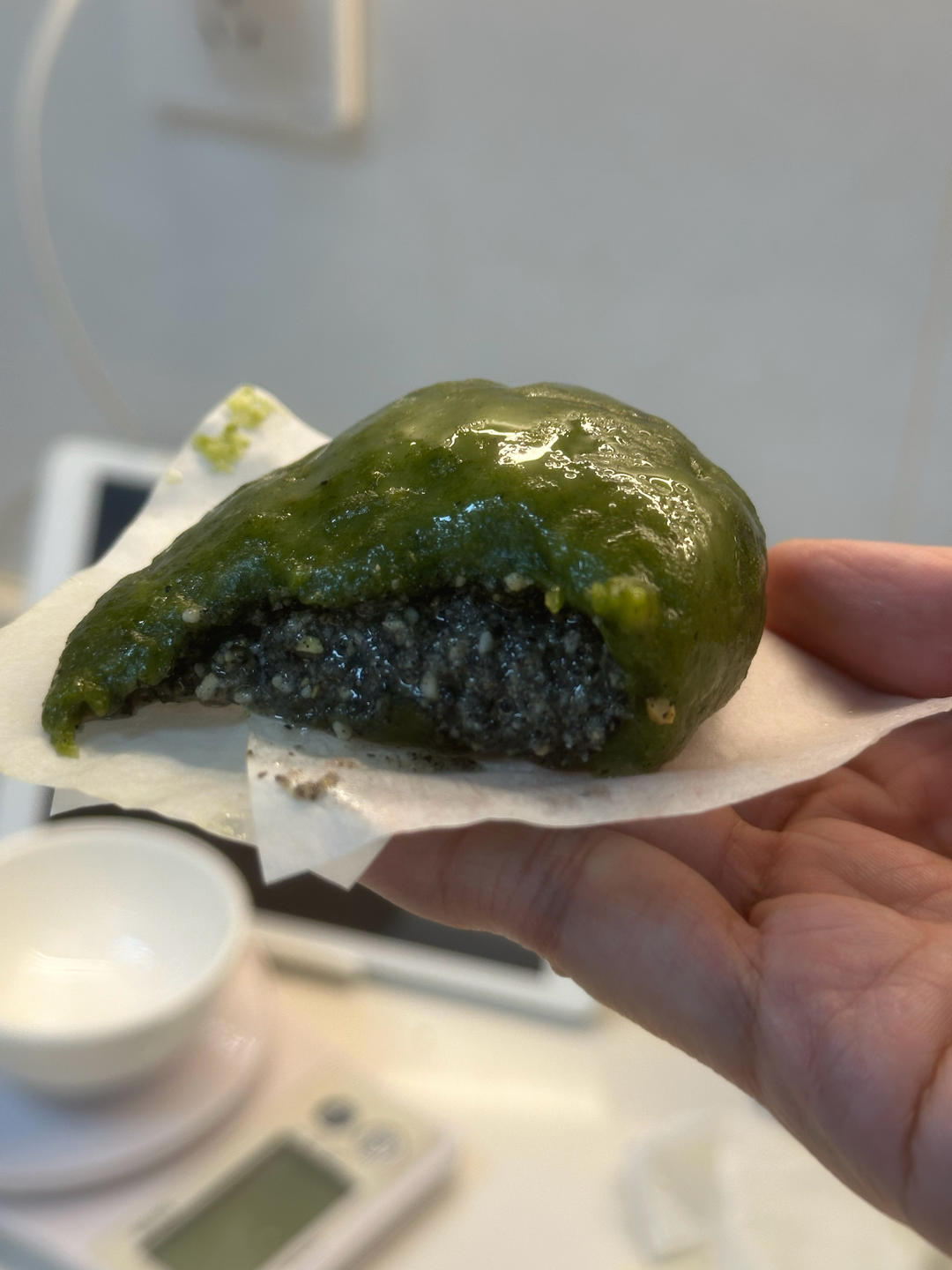 清明必吃的艾草青团