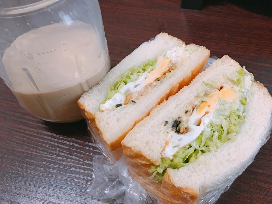 晒黑没人管做的好好吃饭之办公室早餐