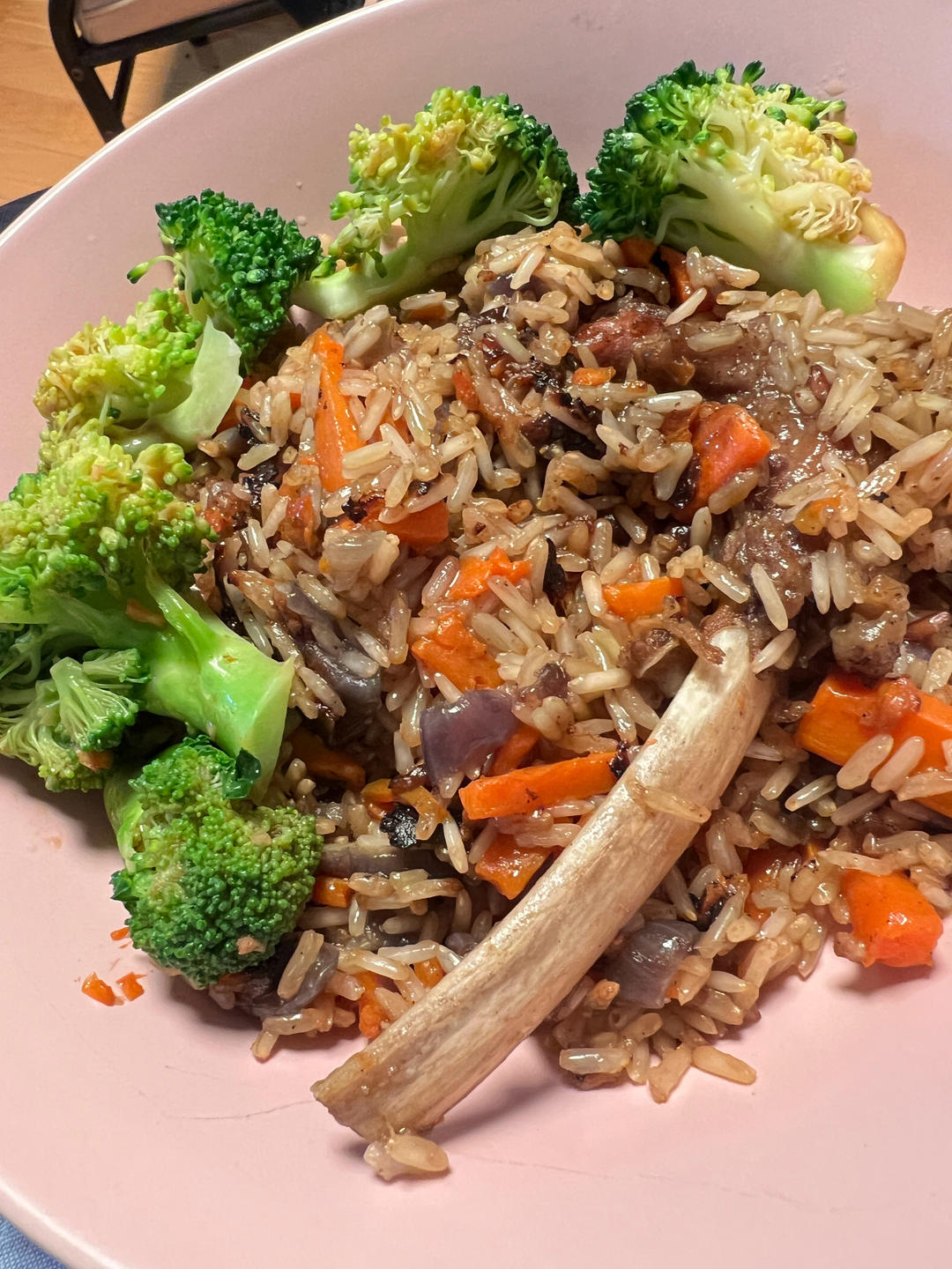 新疆羊排抓饭（出锅后米粒分明的秘密）