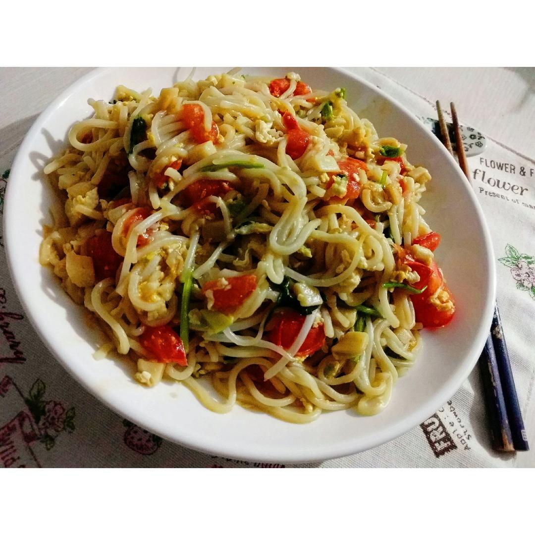 泰式炒面 PAD THAI