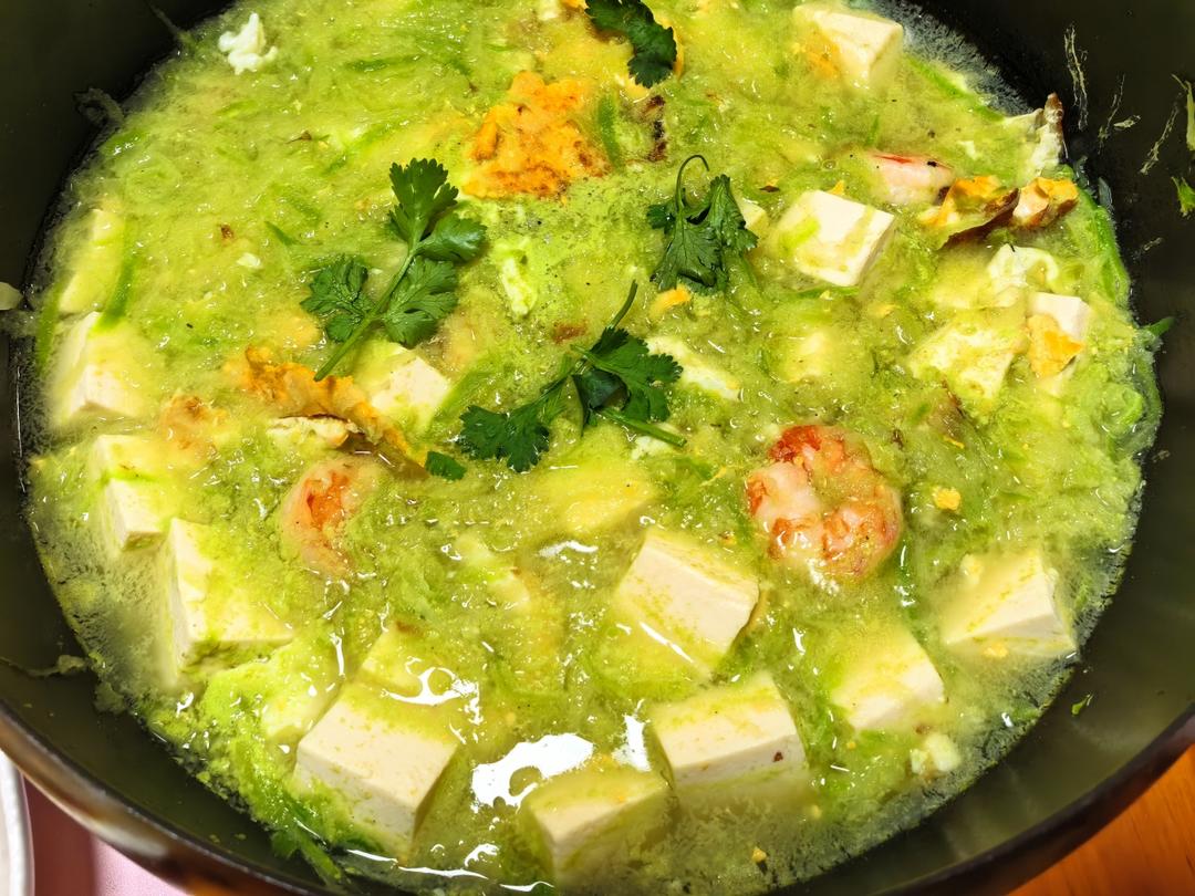 【煎蛋萝卜汤】小红书爆火的黄磊同款菜！鲜甜养胃，10块钱搞定一餐！