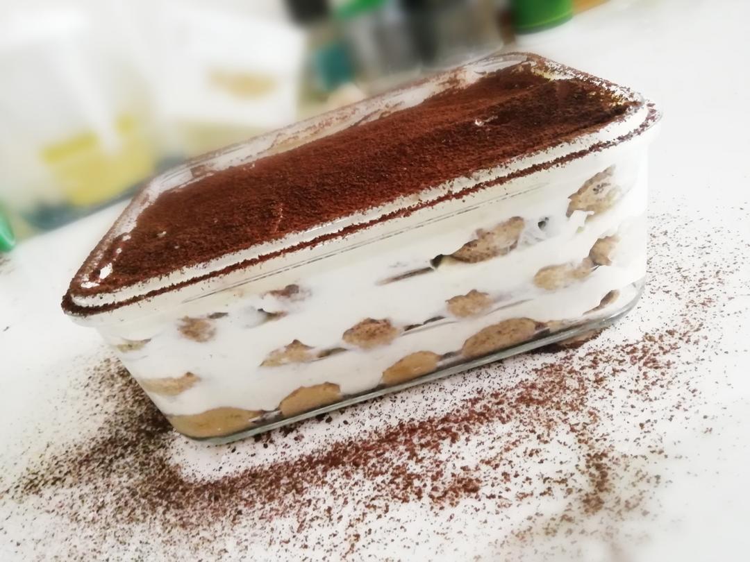 不用无菌蛋朗姆酒的极简版不正宗但超好吃的提拉米苏（家庭版）