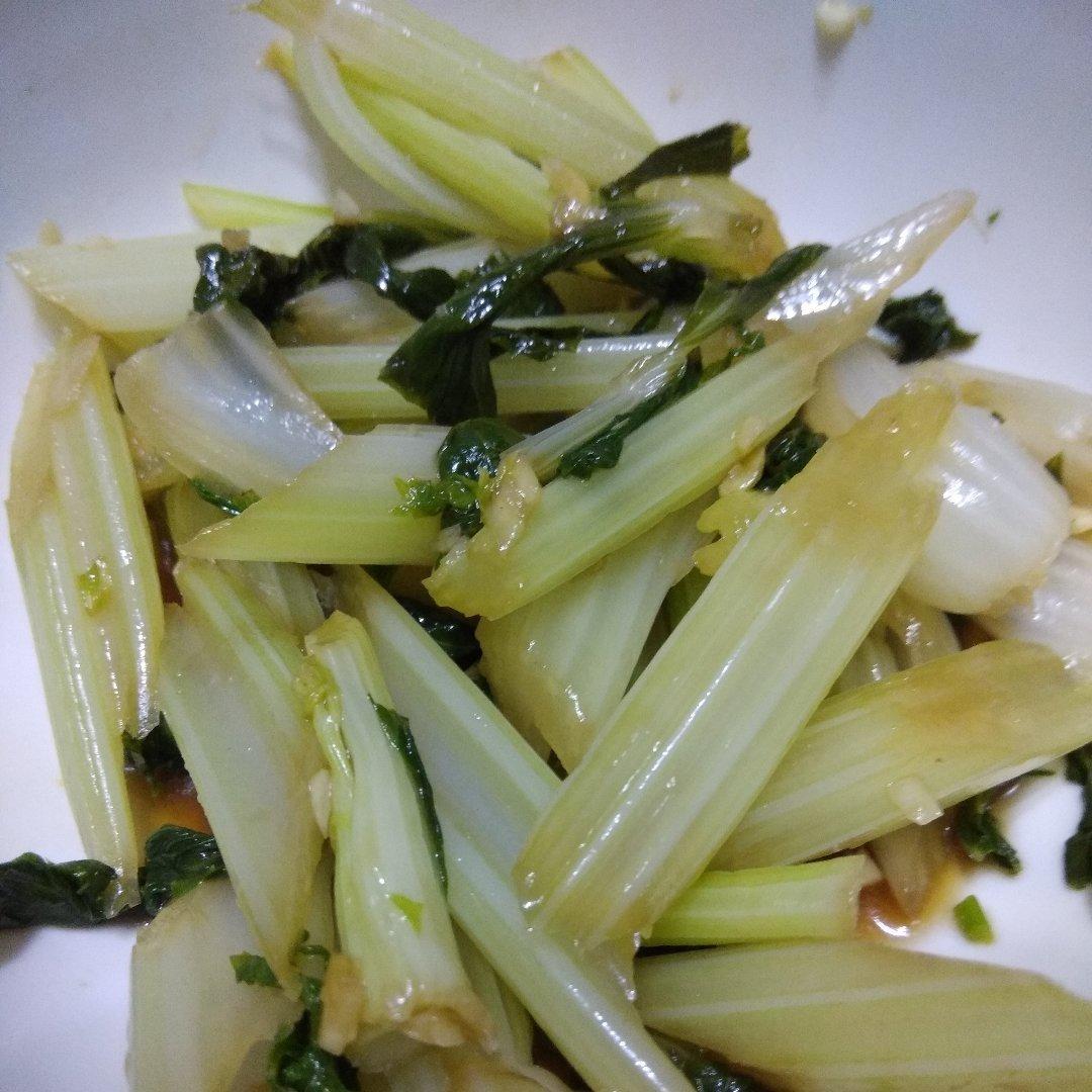 凉拌芹菜（简洁版）