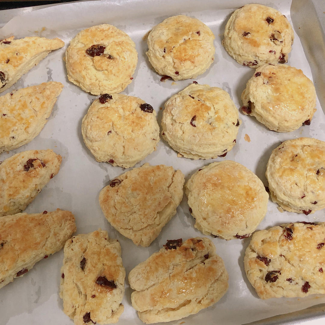 完美裂纹～百分百成功的超好吃奶香司康（禁止搬运）