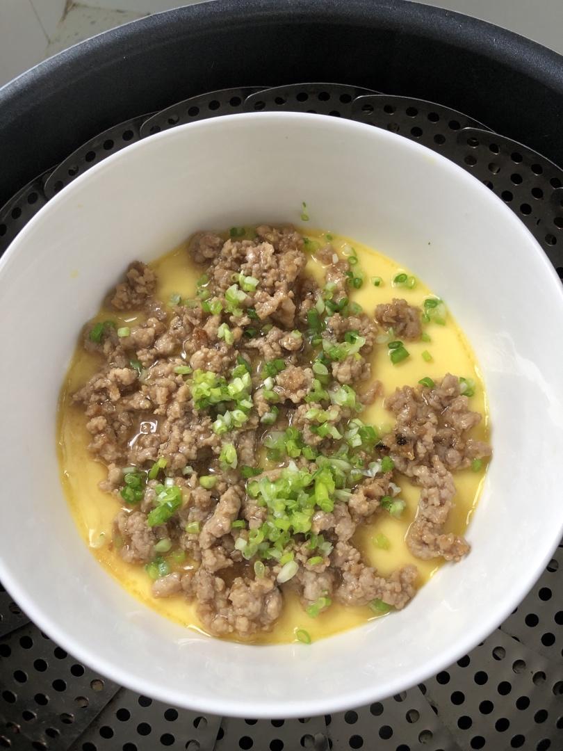 巨嫩滑肉末蒸蛋 大人小孩都爱吃