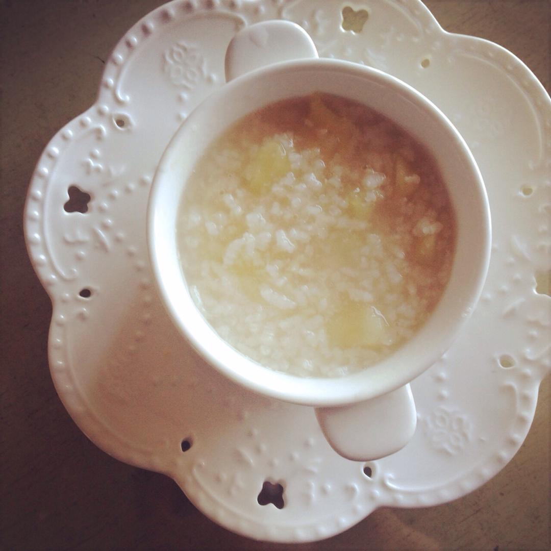 早起的鸟儿有虫吃做的苹果白米粥