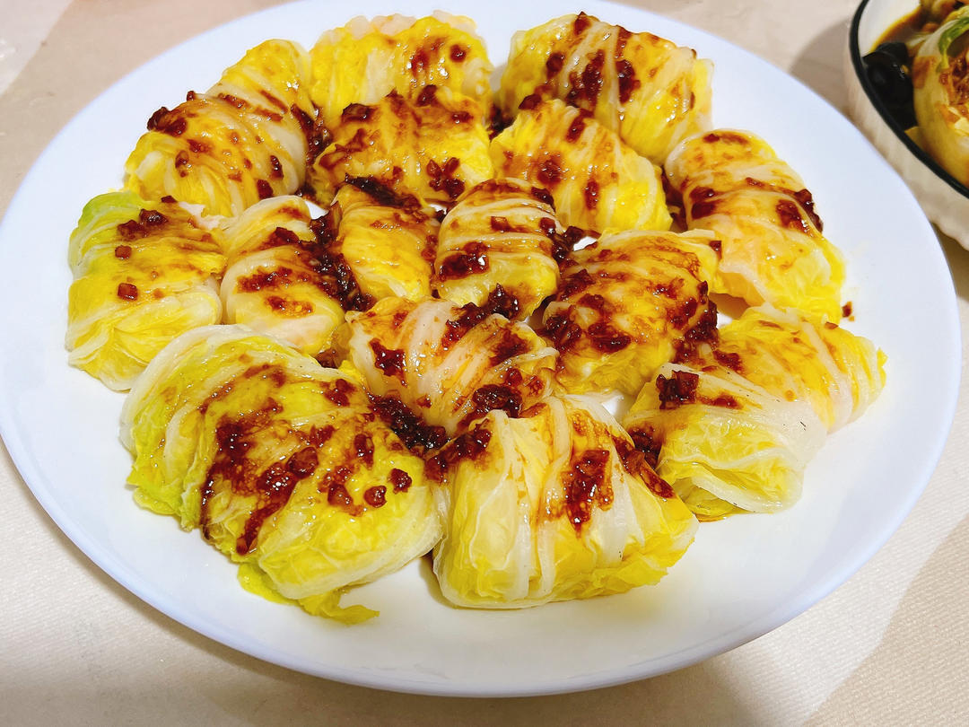 清淡却下饭的虾滑白菜卷，打赌你吃一次就忘不了！