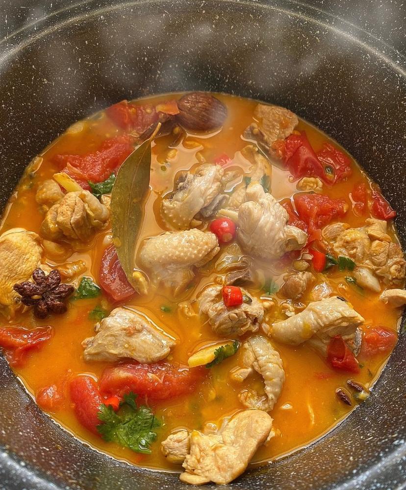番茄百香果煮鸡的做法
