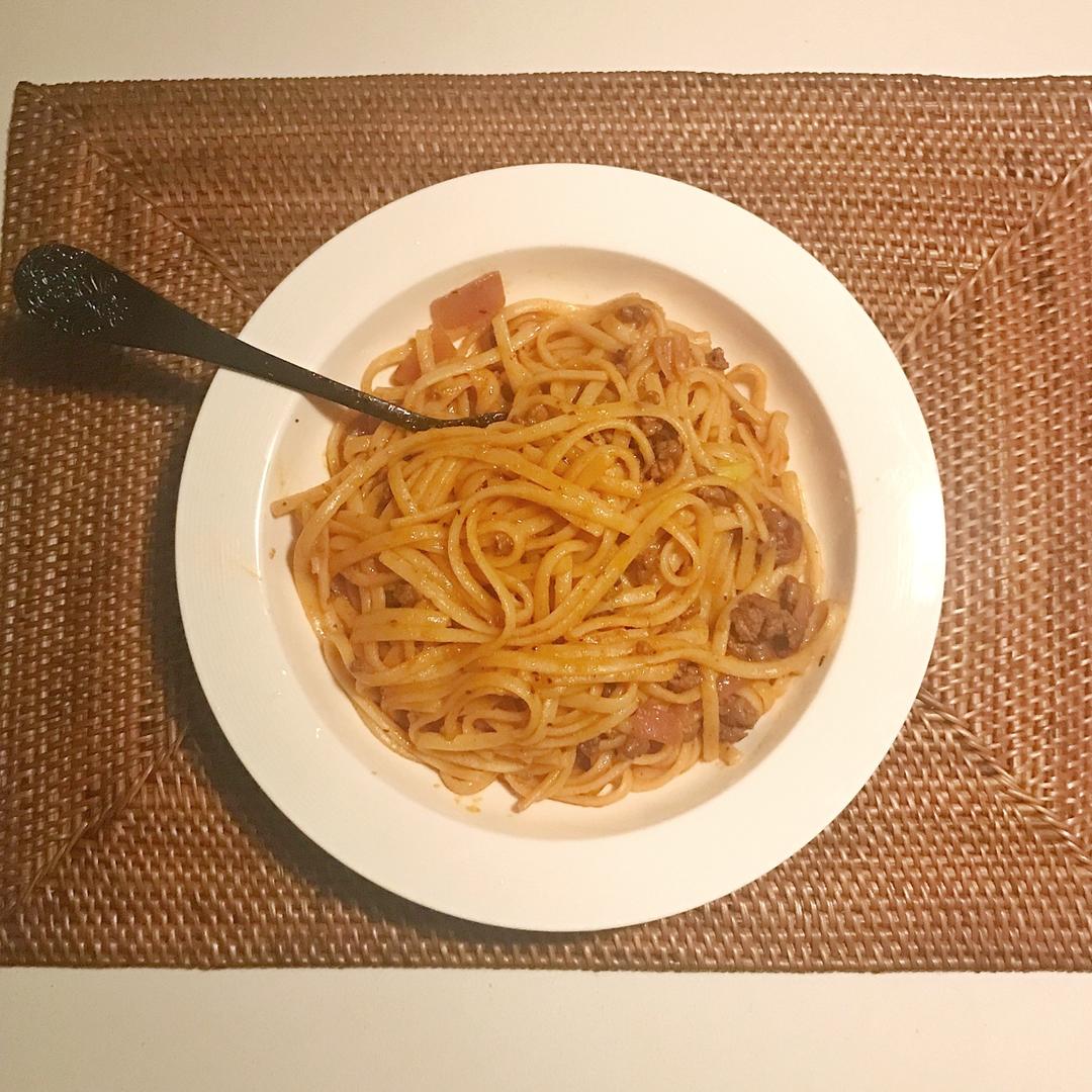 番茄肉酱意大利面