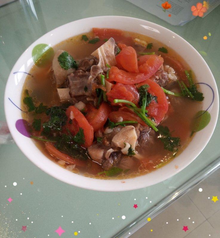 番茄牛尾骨汤