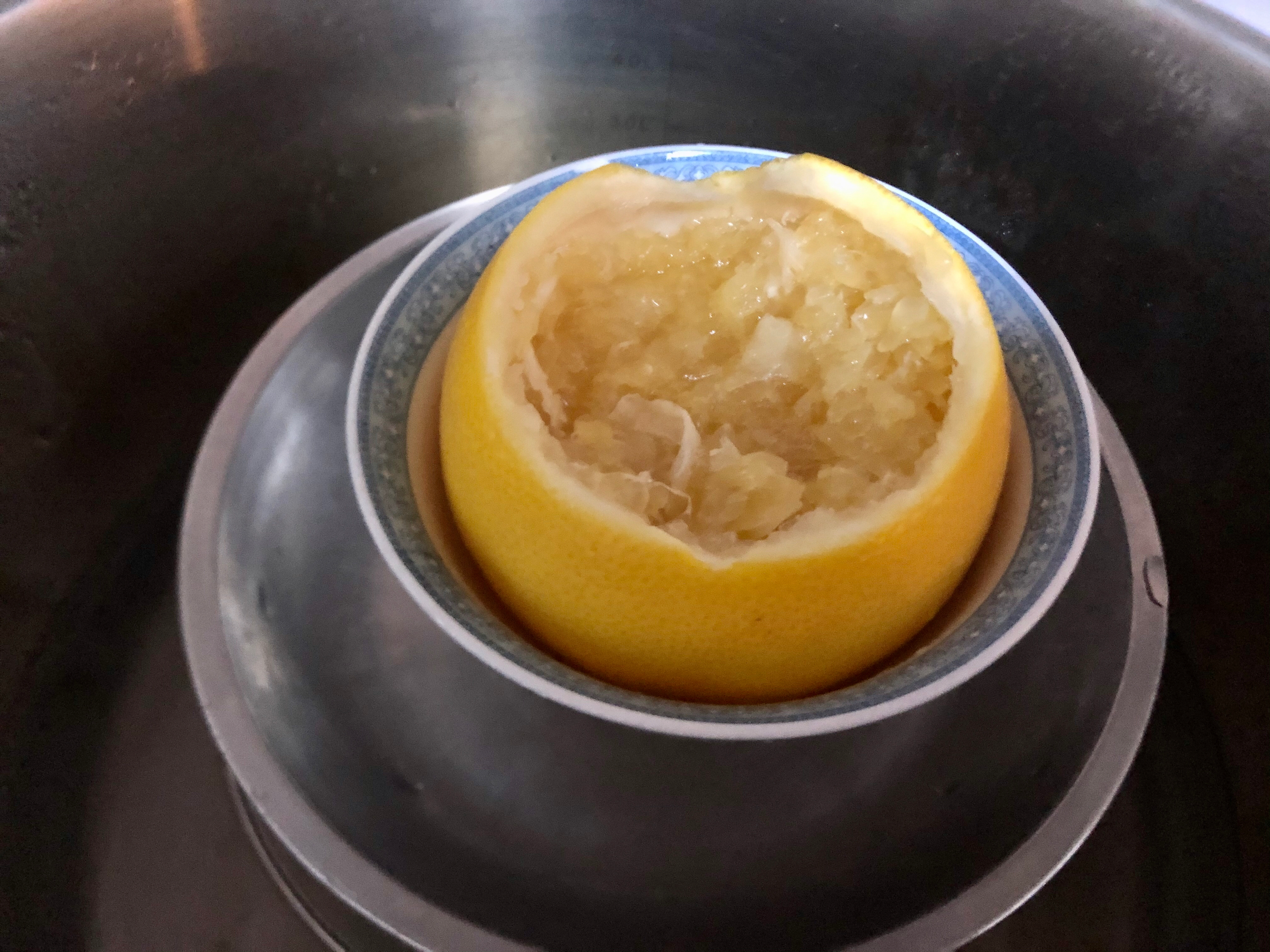盐蒸柚子的做法