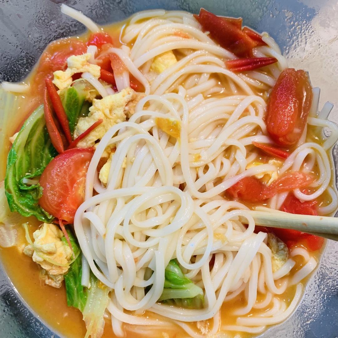 超级入味好吃的番茄鸡蛋面