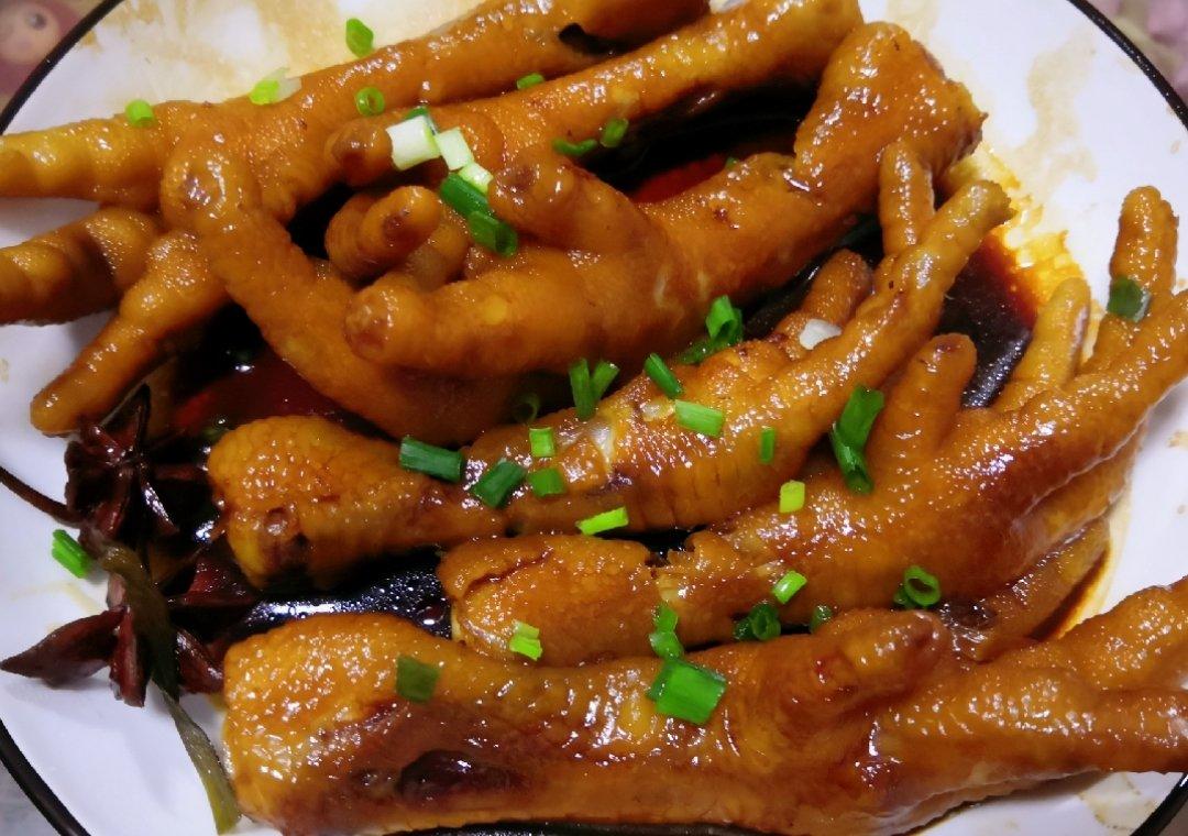 秘制卤鸡爪