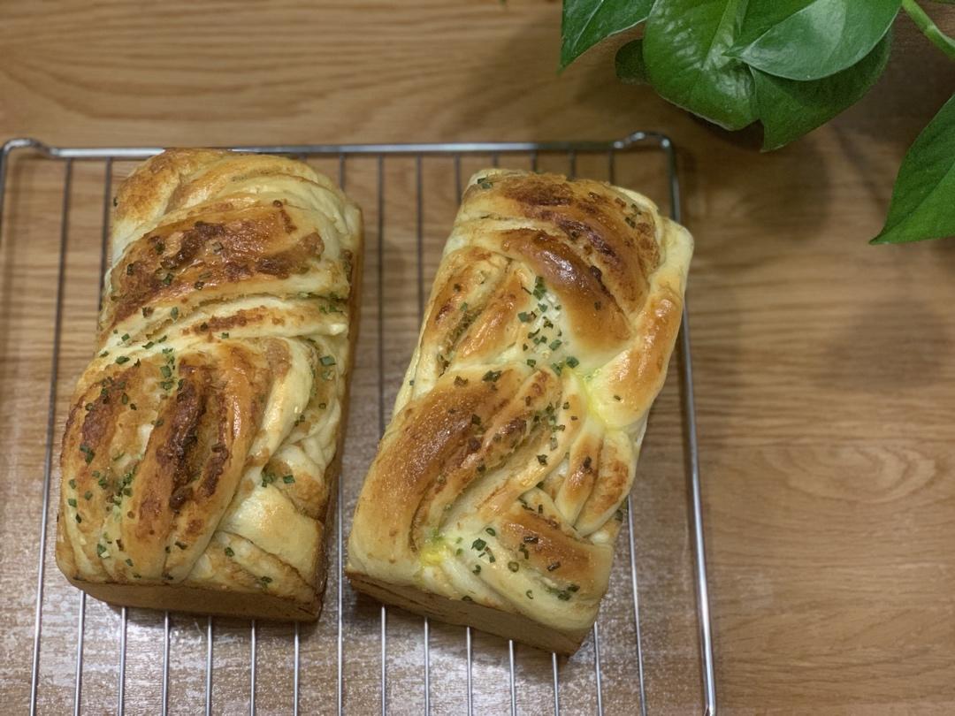 香葱肉松手撕吐司