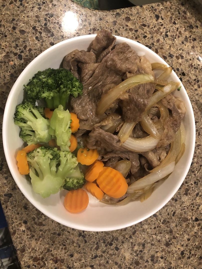 日式肥牛饭