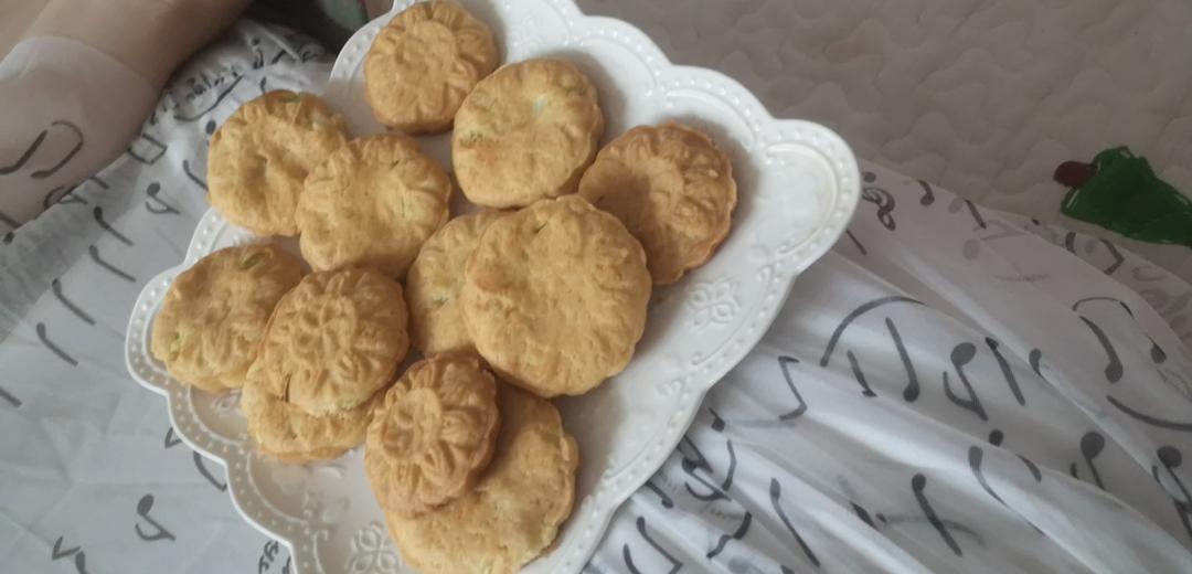 【葱味飘香的咸桃酥】