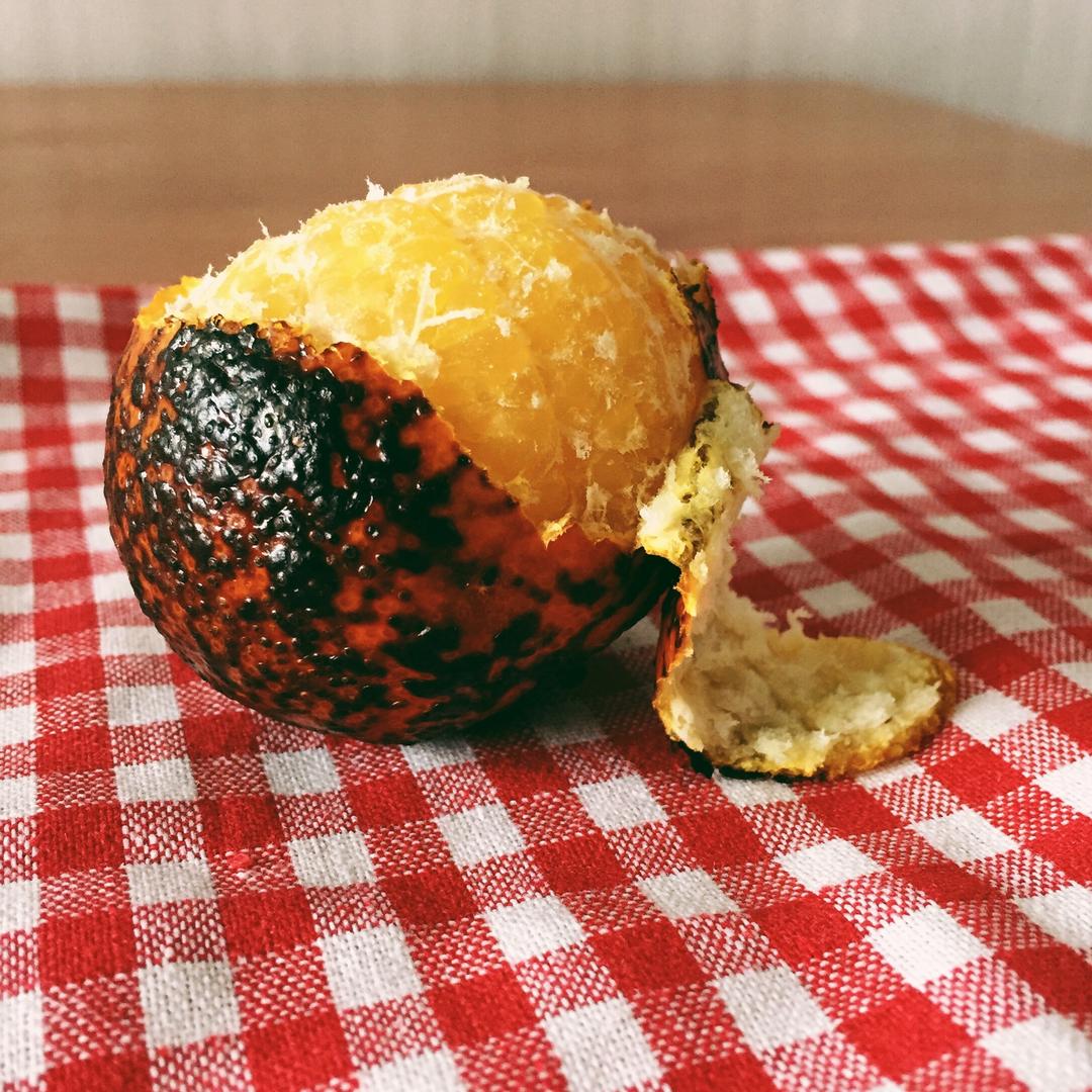 黑暗料理之巅峰：裸烧橙子！