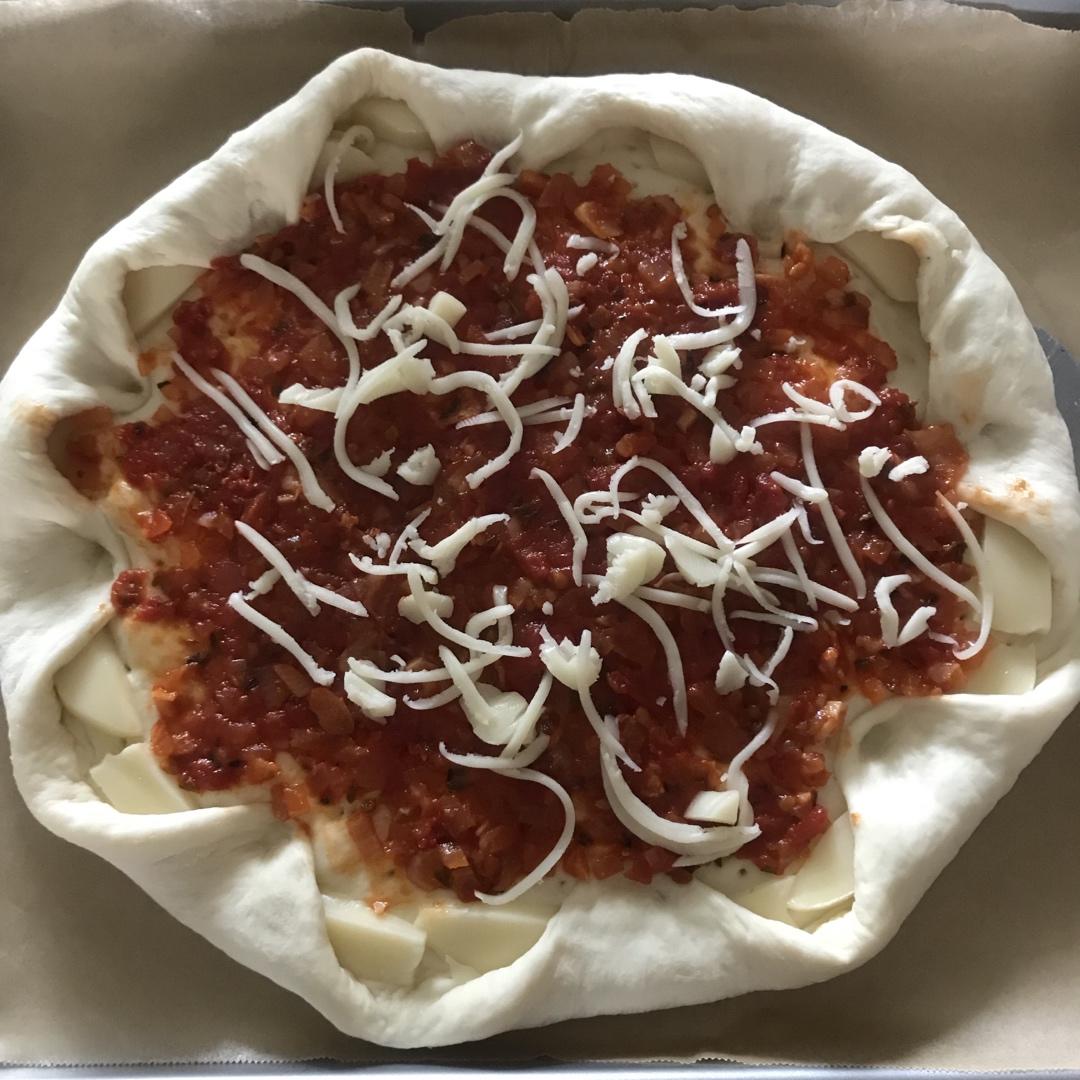 芝心披萨饼底的制作