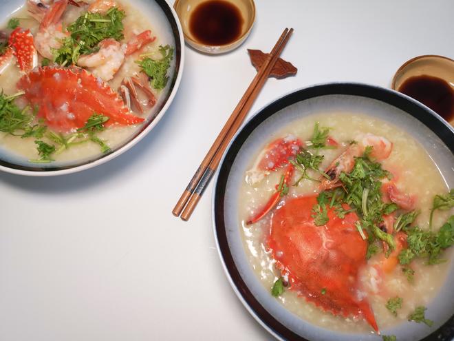 砂锅虾蟹海鲜粥的做法