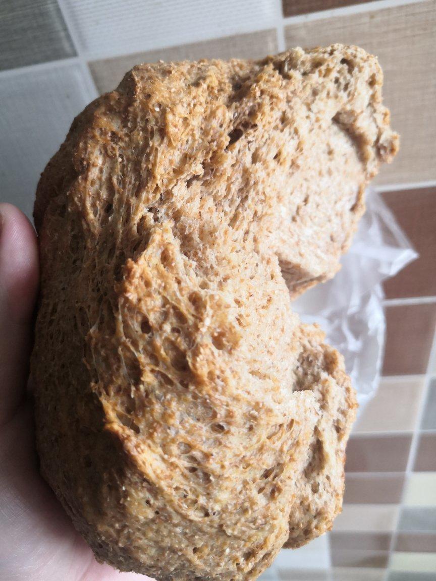 东菱面包机做的柔软拉丝的面包