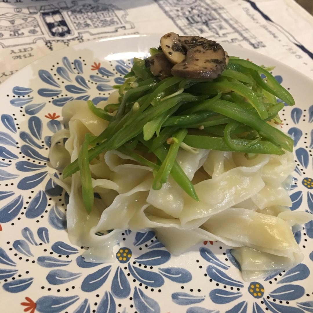 椒香肉末扁豆丝