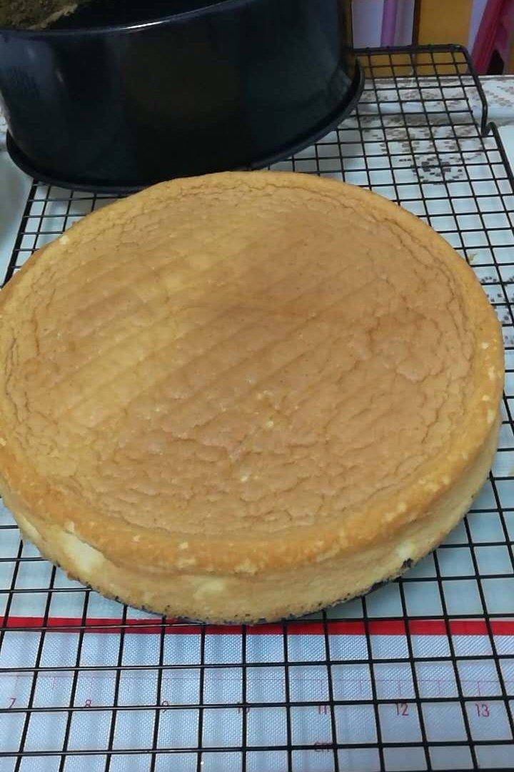 烤箱做蛋糕（戚风蛋糕的做法）