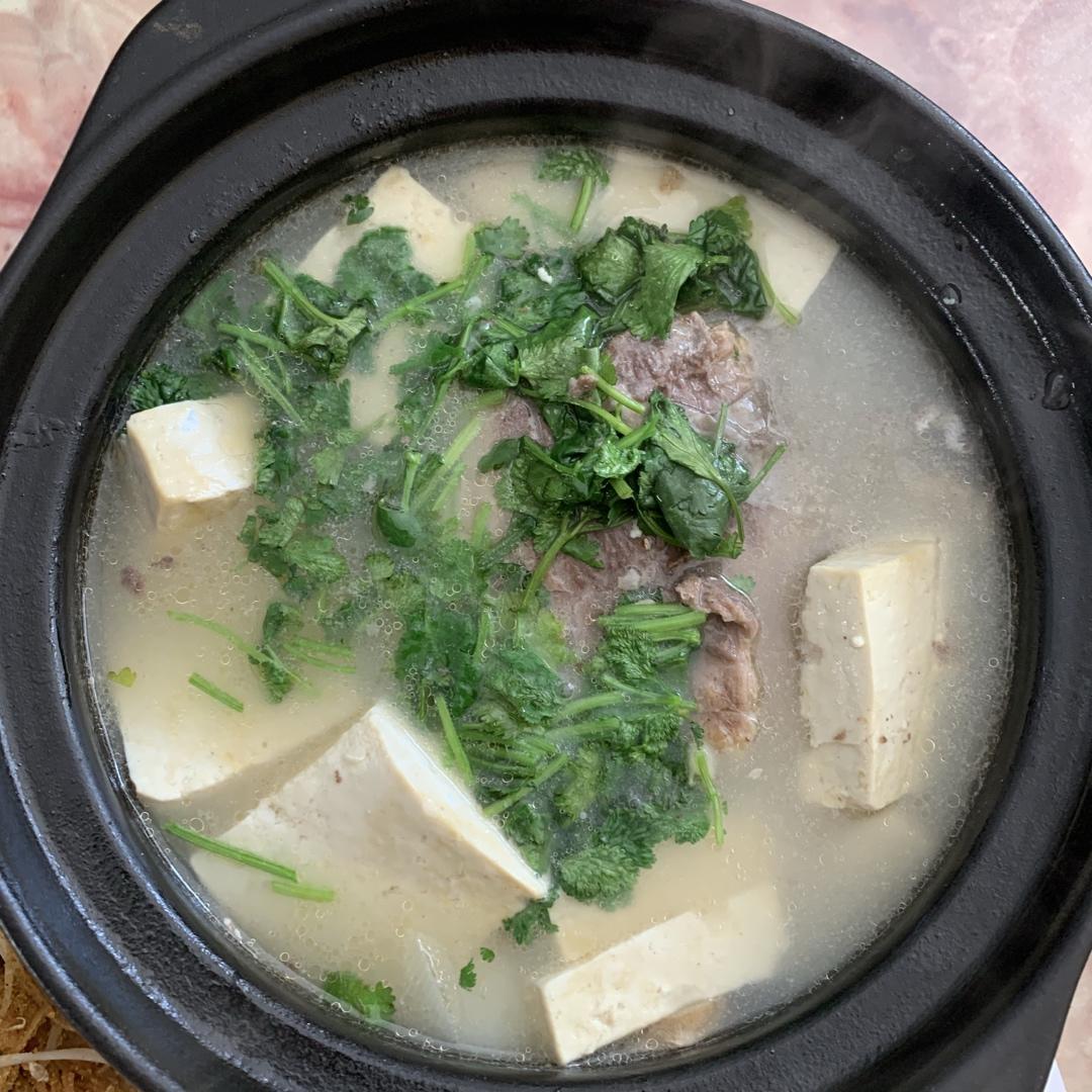 鲫鱼豆腐汤