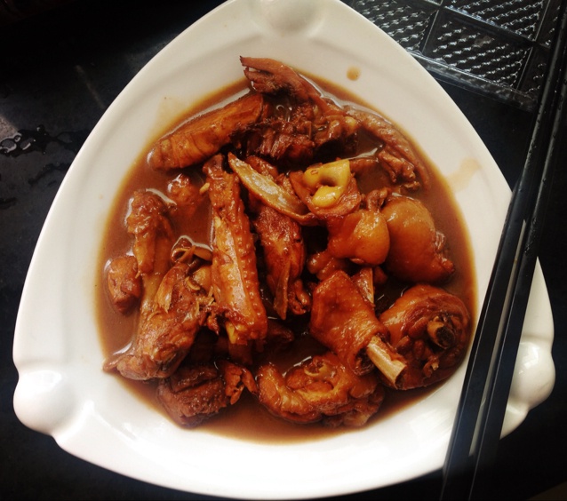 红烧鸡块