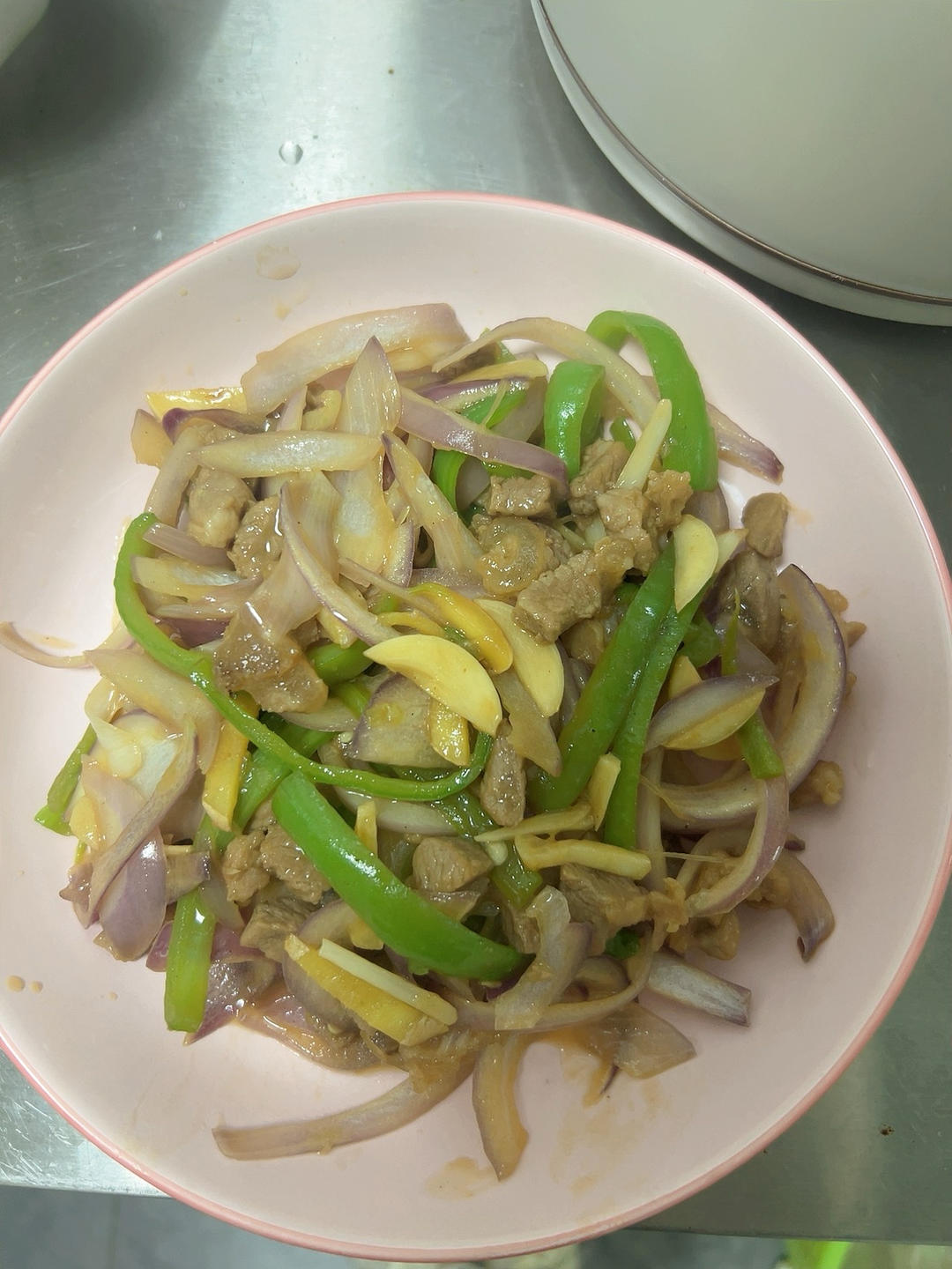 老少皆宜的一道“青椒洋葱爆炒牛肉”