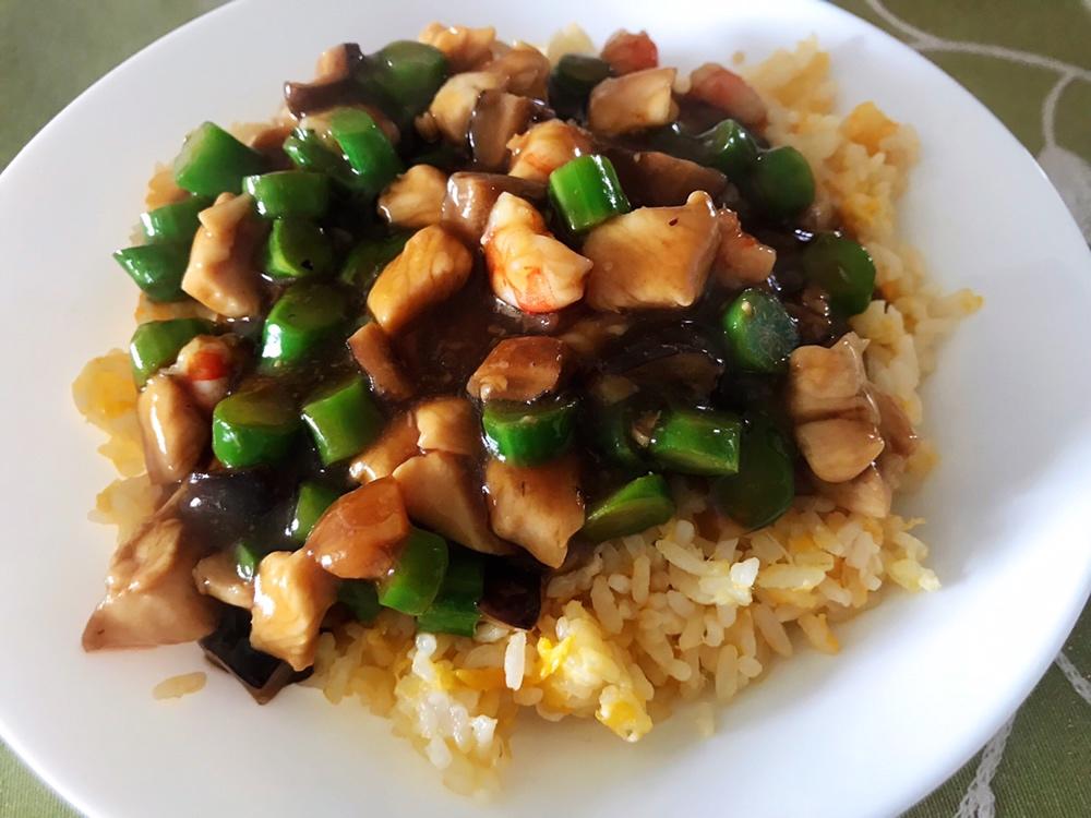 香菇浓汁福建炒饭