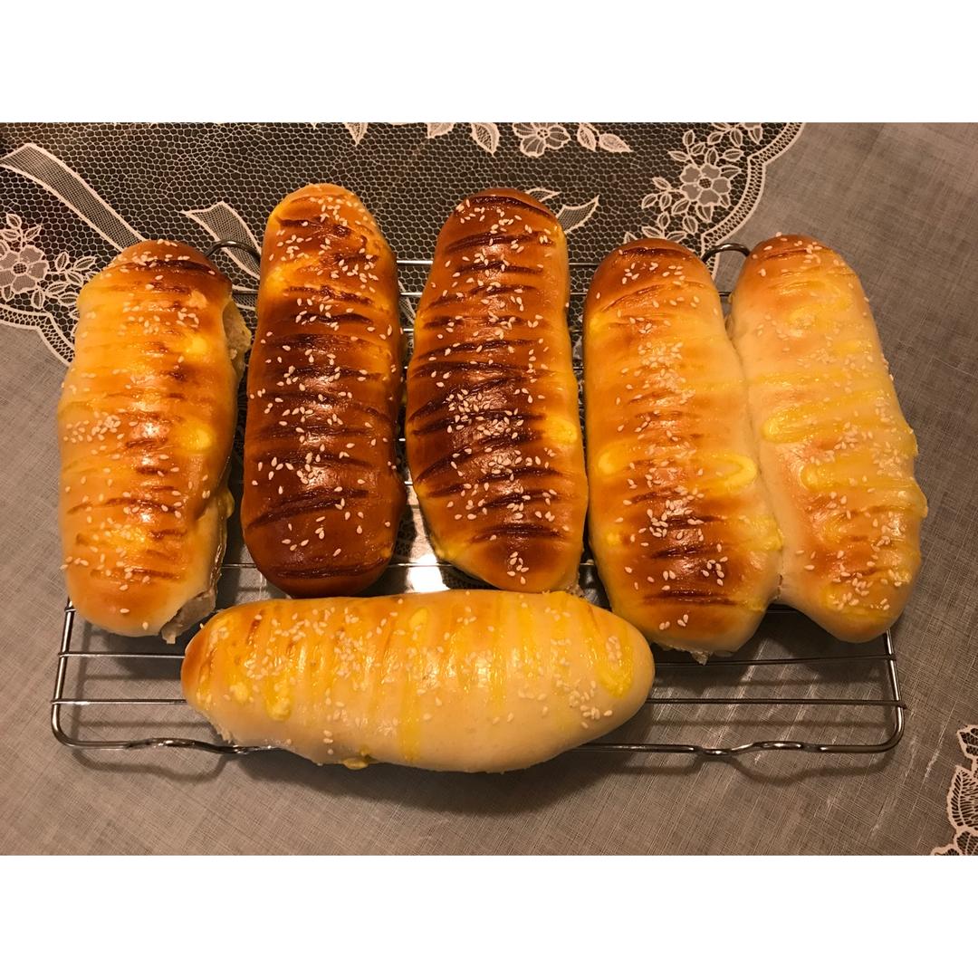 火腿肠早餐面包（一次发酵法）