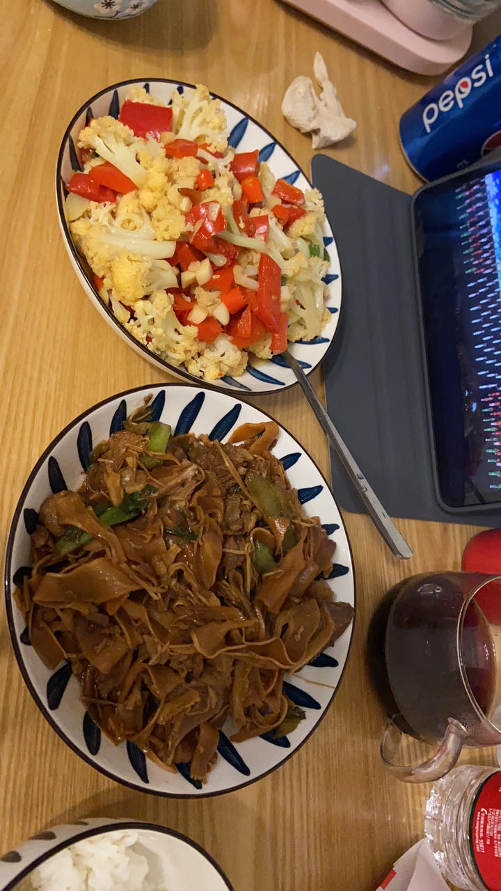 老丁的私房菜-干锅花菜