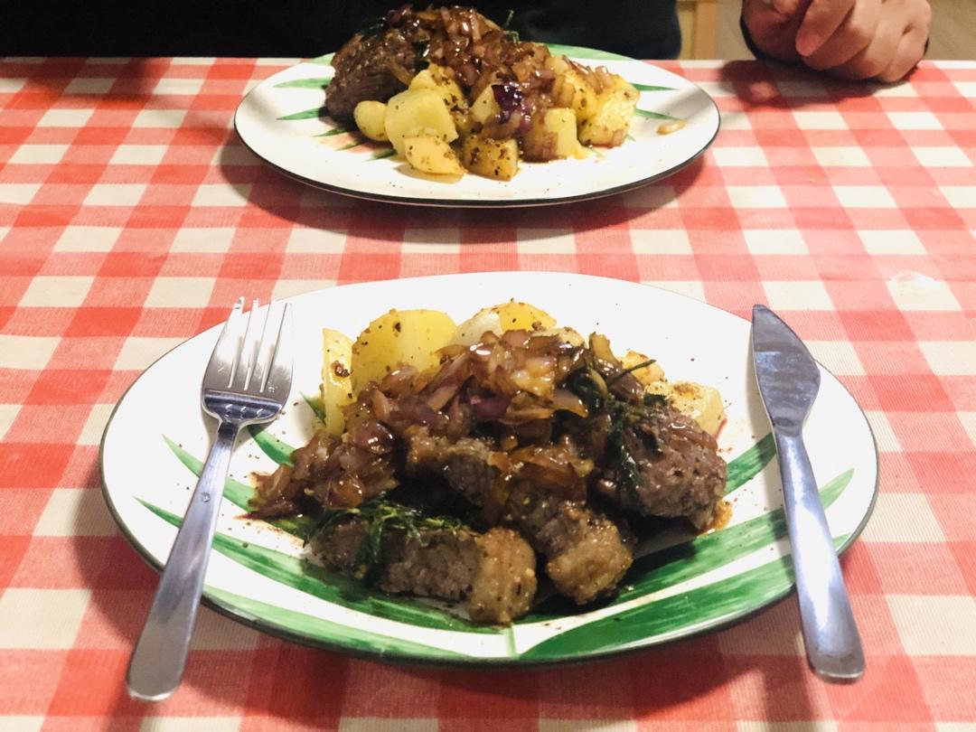 黑椒牛排