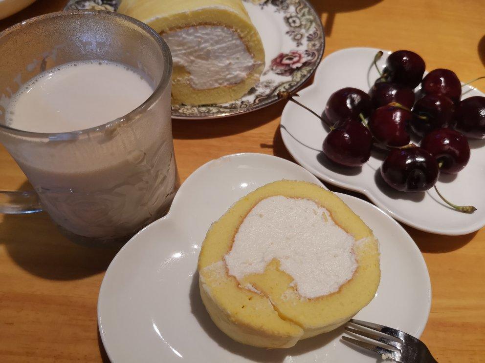 小四卷～风靡美食群的美味蛋糕卷