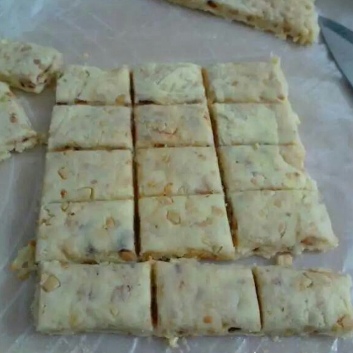 多味花生牛轧糖
