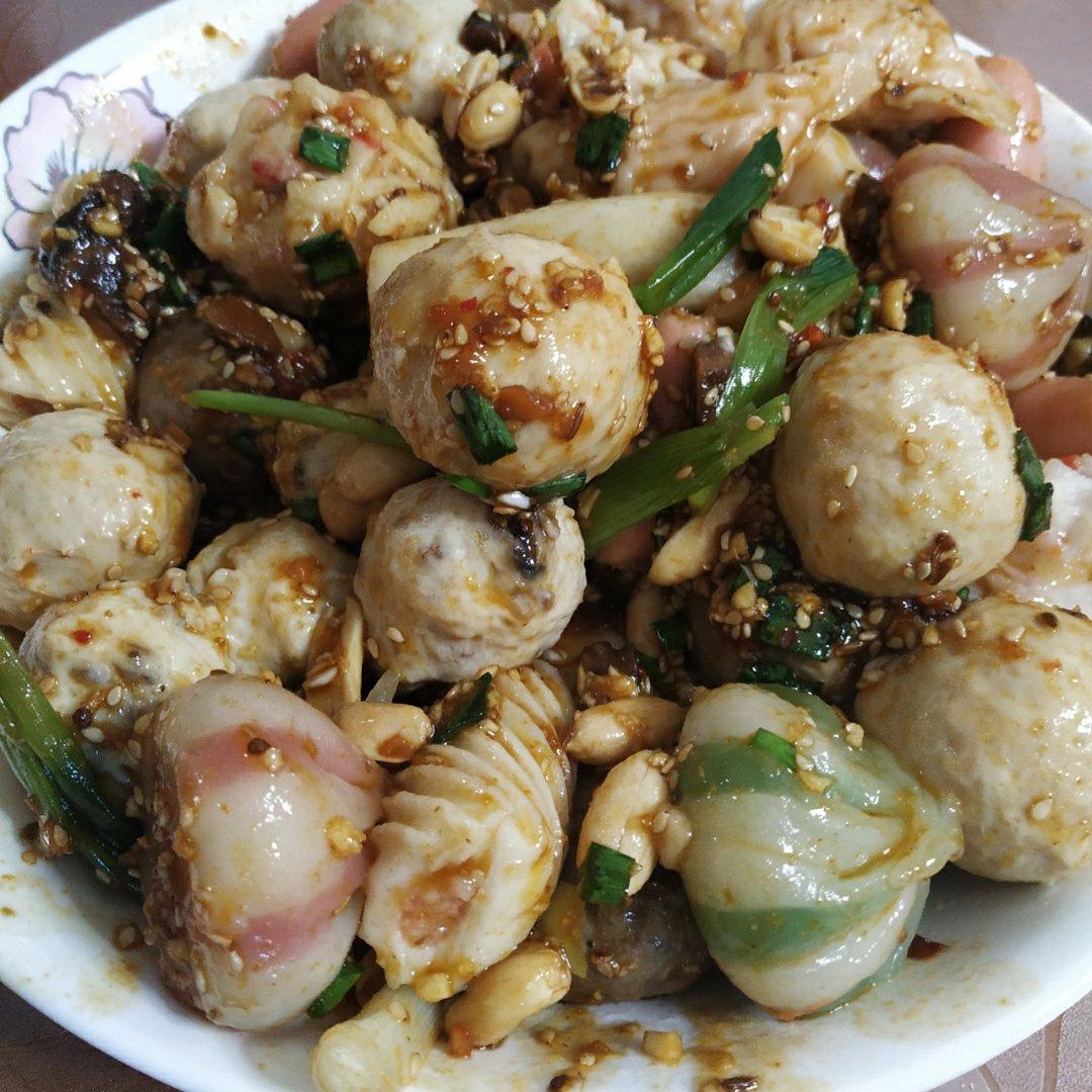 比麻辣烫好吃百倍的麻辣拌，浓郁鲜香麻辣又上瘾