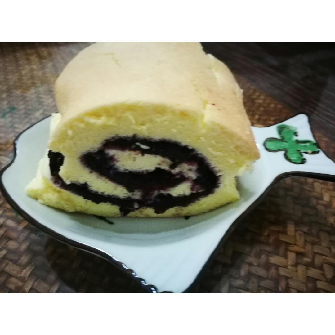 栗子奶油瑞士卷