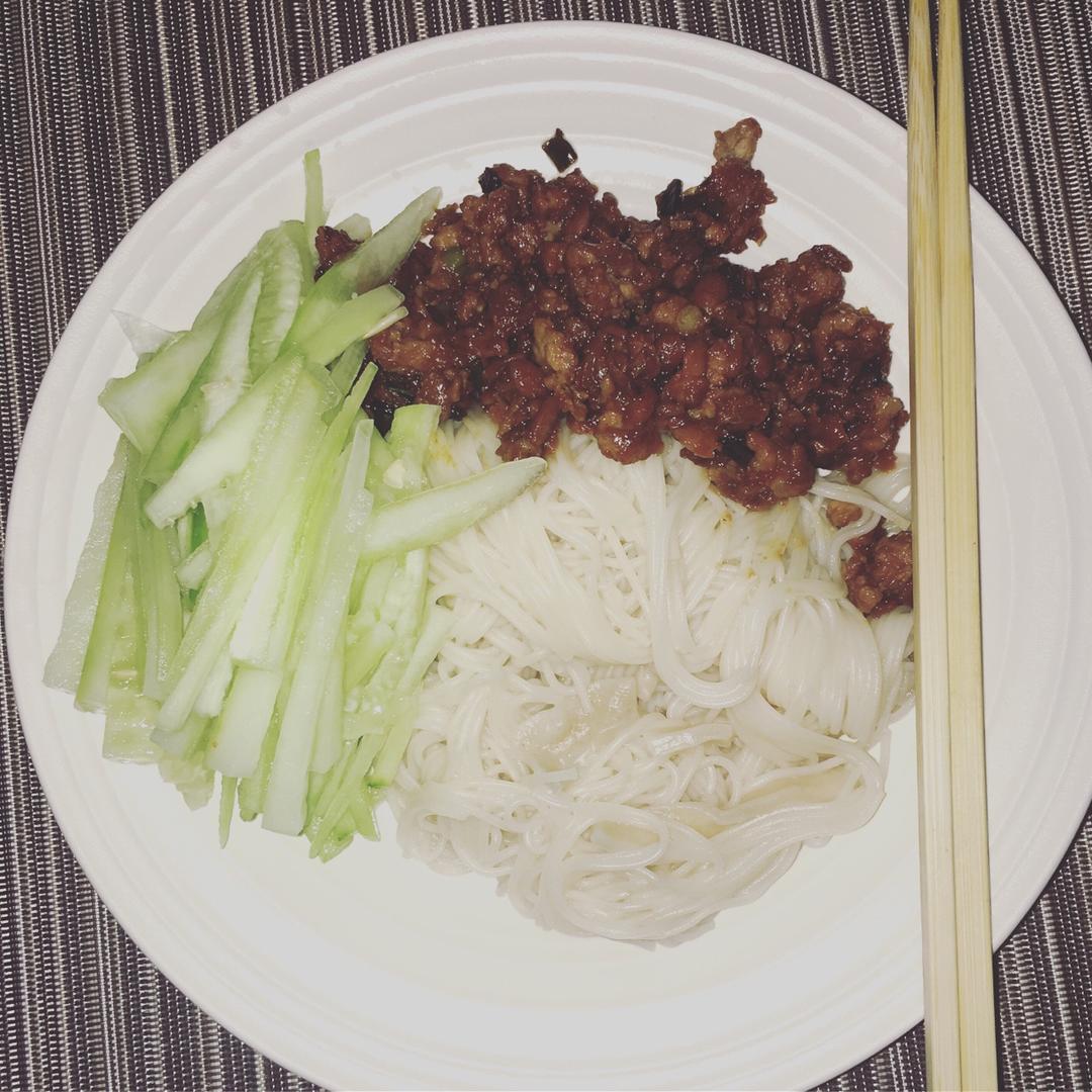 老北京炸酱面